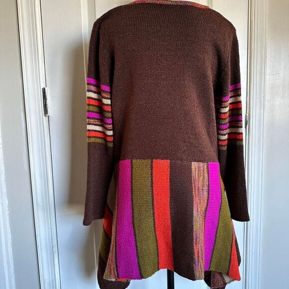MIRROR IMAGE Women's Brown & Multicoloured Striped Sweater, Size Medium - Picture 5 of 8